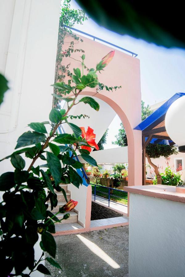 Marika Apartments Мастихари Экстерьер фото